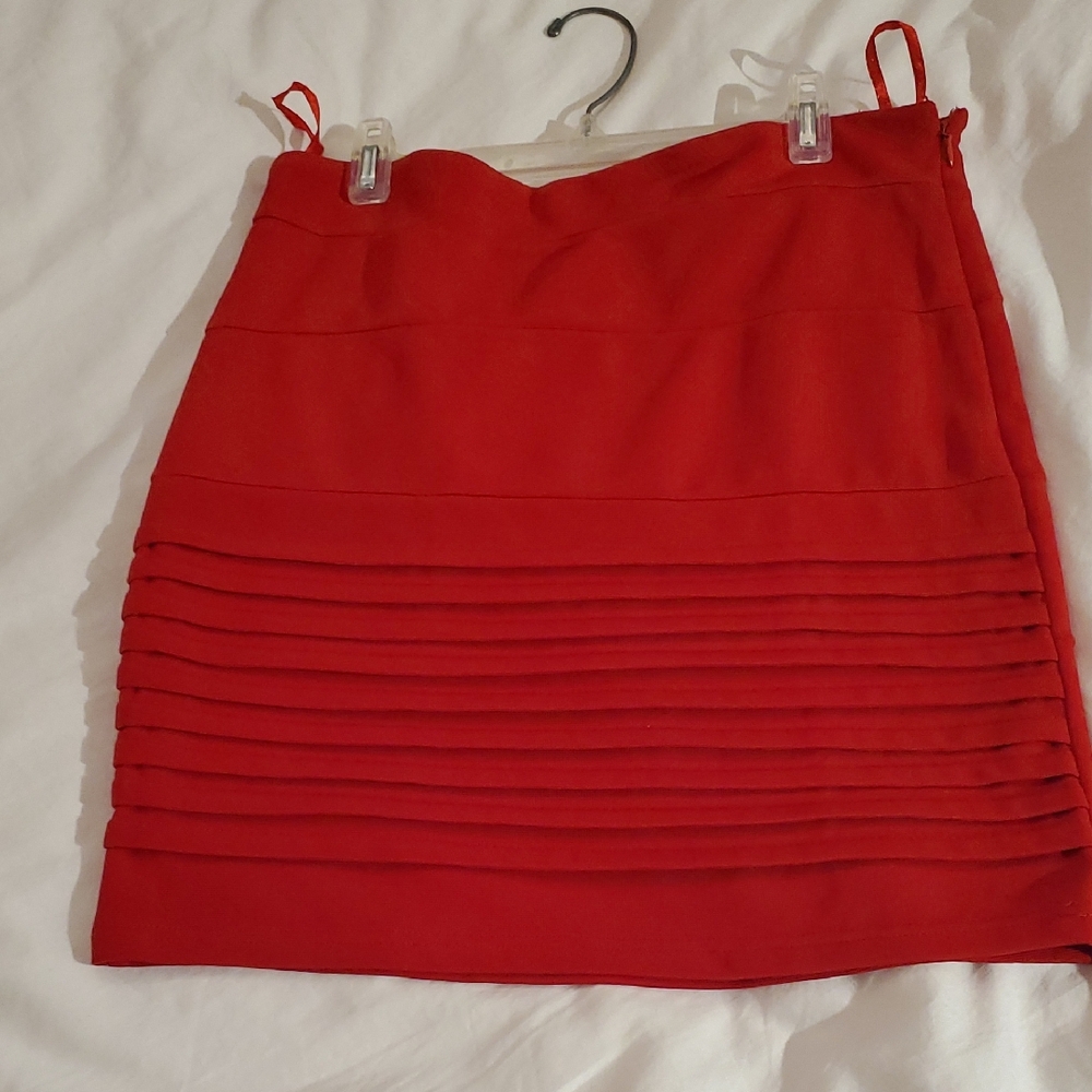 Like NEW! Parisian Works Vibrant Red Mini Skirt, Stretchy